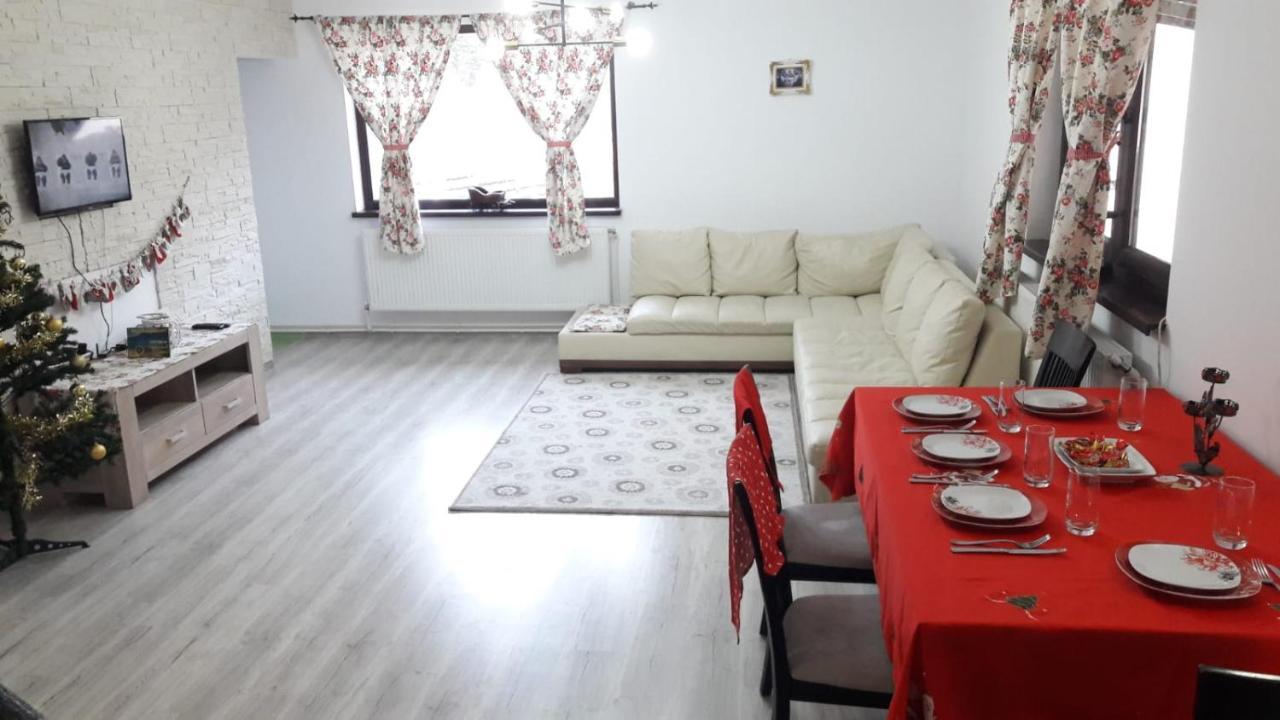 Vila Roxana Pangarati 外观 照片